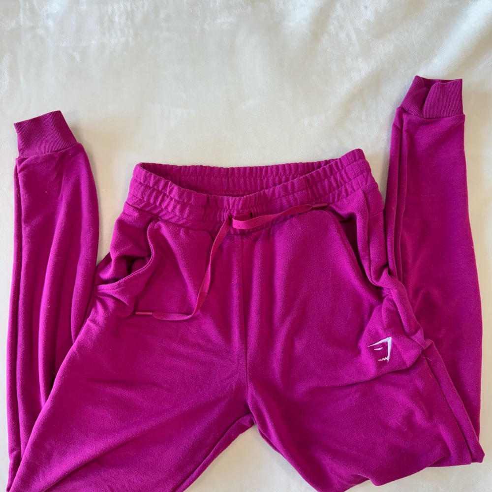 Gymshark Pink Sweatpants Elastic Cuffed Ankles Relaxed Fit